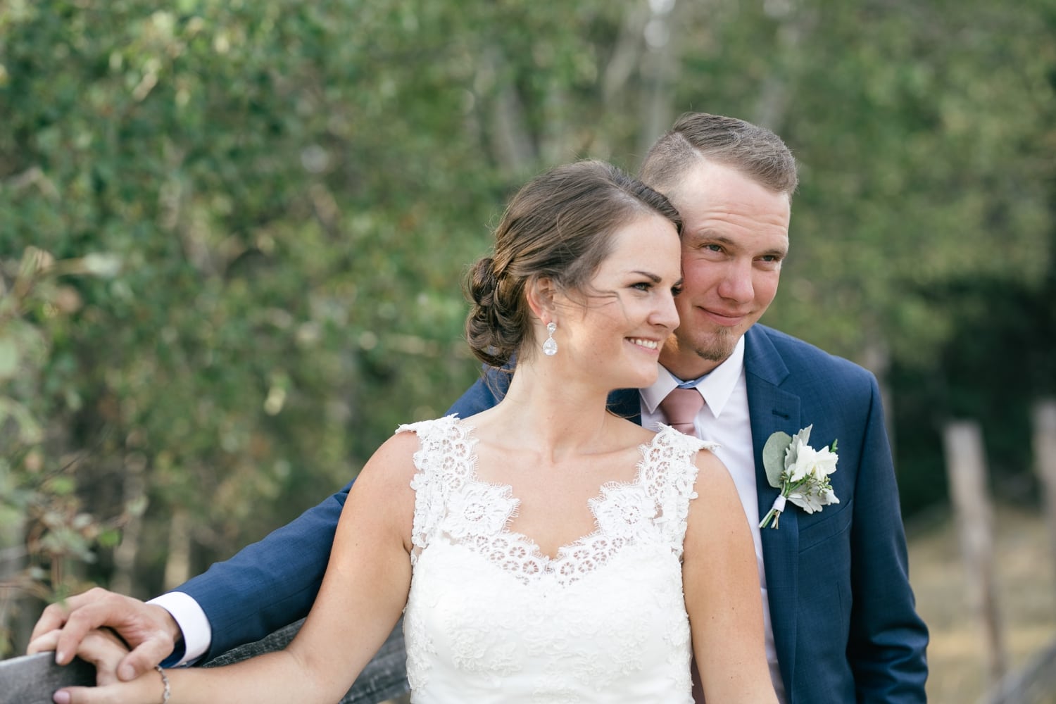 Outdoor Priddis Alberta Wedding Backyard Wedding Tent Laura Barclay Photography