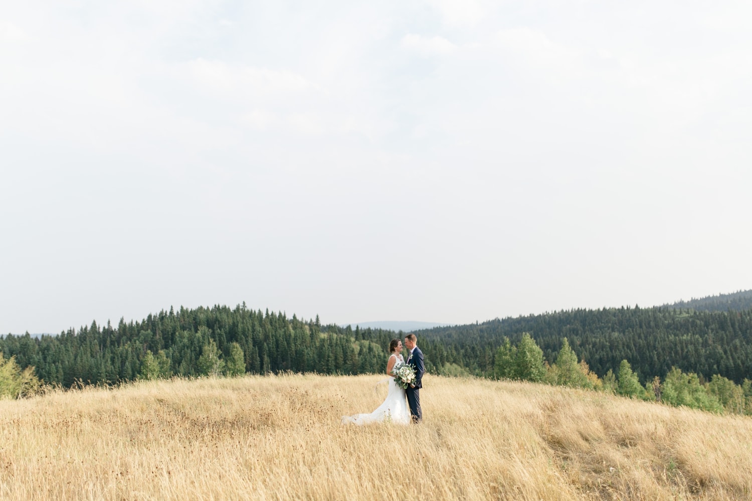 Outdoor Priddis Alberta Wedding Backyard Wedding Tent Laura Barclay Photography