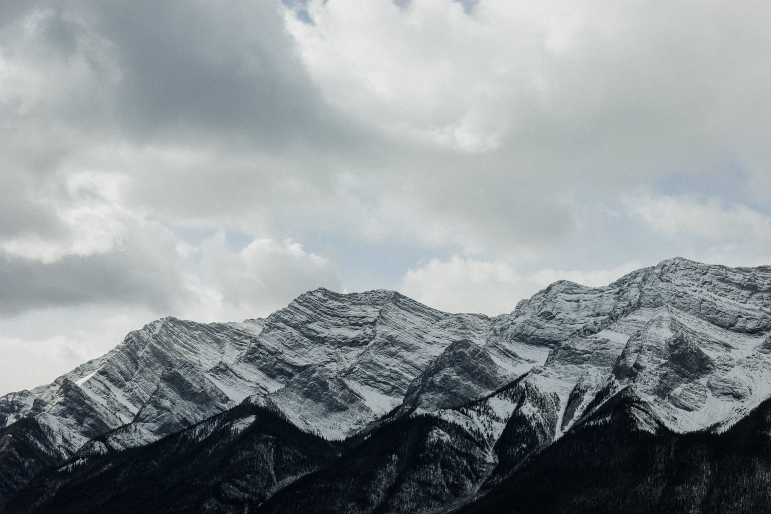 An image of the Rocky Mountains of Alberta ust outside of Banff National Park